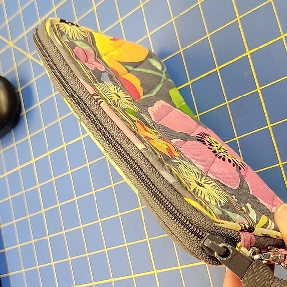 Vera Bradley Quilted Wallet Wristlet - Picture 3 of 6